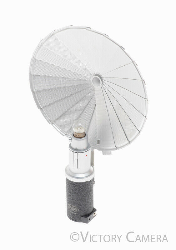 Leica Leitz Synchronblitzer Flash Attachment For Display [EXC-] - Victory Camera
