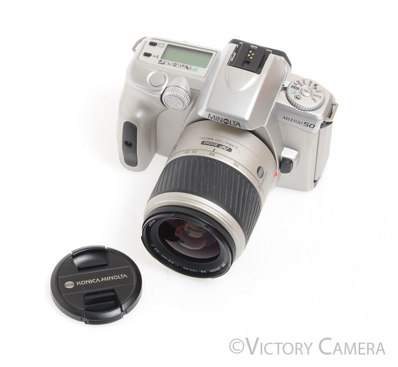 Minolta Maxxum 50 Chrome 35mm AF Film Camera / 28-100mm Zoom Lens -Clean-
