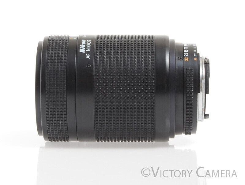 Nikon AF Nikkor 70-210mm f4-5.6 Autofocus Telephoto Zoom Lens