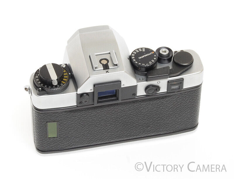 Leica R3 Electronic Rare Chrome 35mm Camera Body -No Meter- - Victory Camera