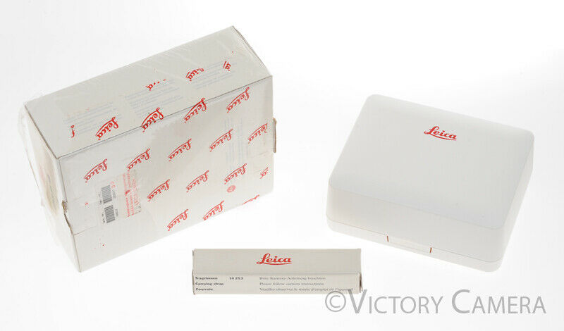 Leica R5 Cutaway Display Camera