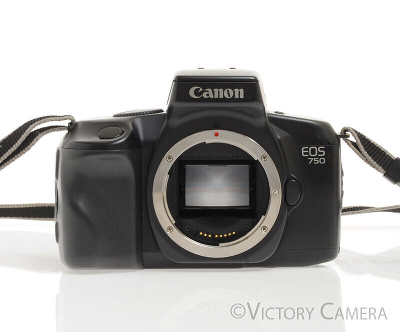 Canon Eos Old Camera 90s Canon EOS 750 35mm Autofocus SLR FILM