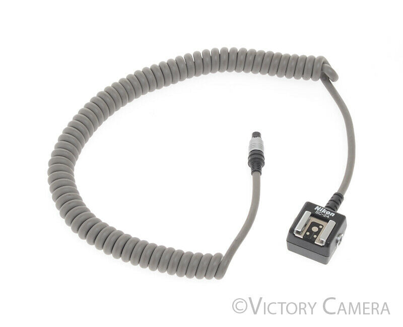 Nikon SC-24 Speedlight Flash Cable w/ 8 Pin Plug for DW-31 [MINT-] - Victory Camera