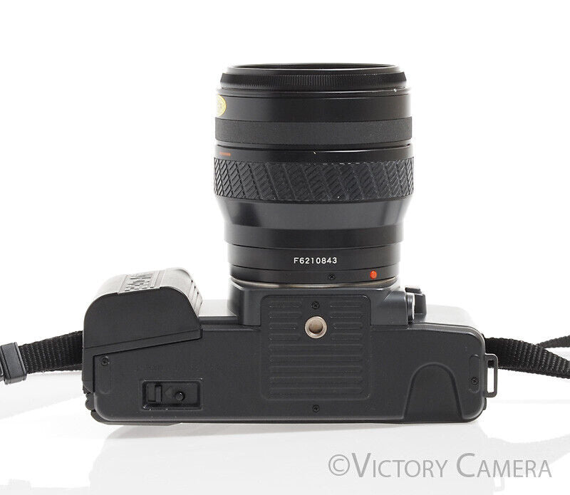 Yashica 230-AF 35mm Film Camera w/ 28-85mm Zoom Lens &amp; Flash