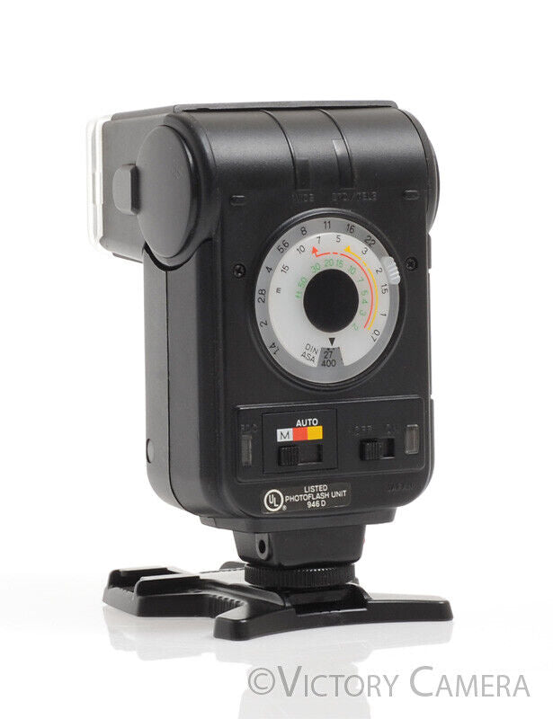 Minolta Auto 132x External Flash Speedlite for Film Cameras w/ Case
