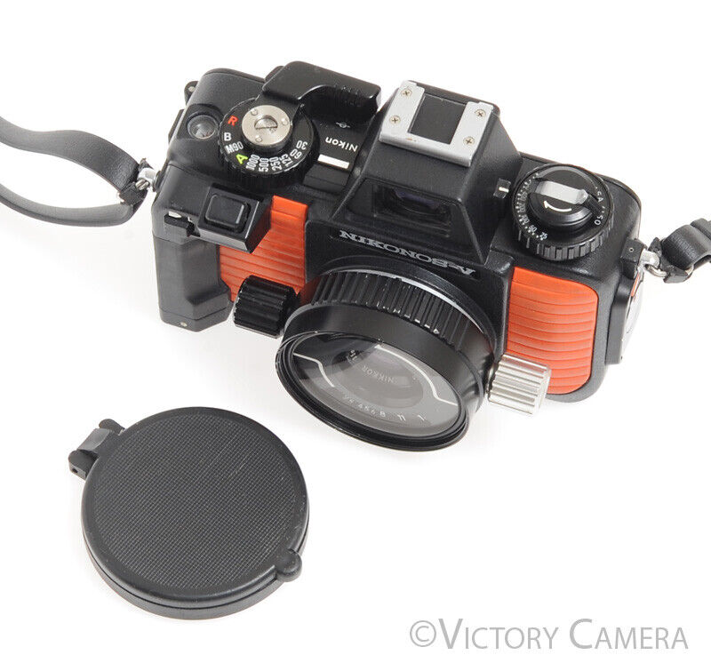 Nikon Nikonos V Underwater Camera w/ 35mm f2.5 Lens -Clean-